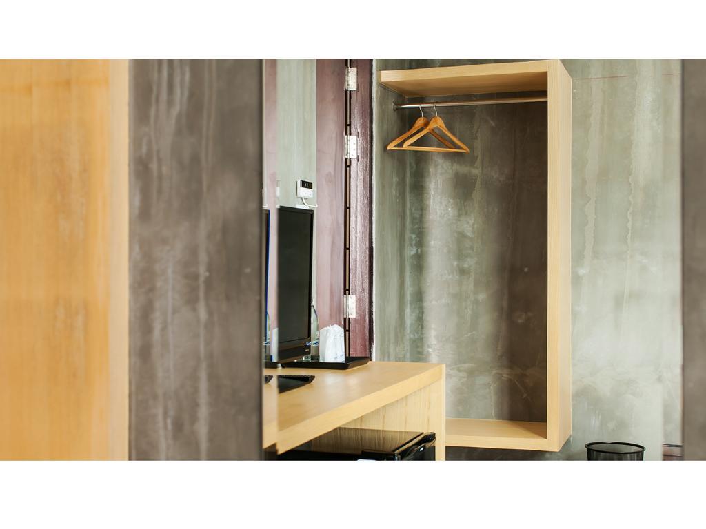 B2 Phuket Boutique & Budget Hotel מראה חיצוני תמונה